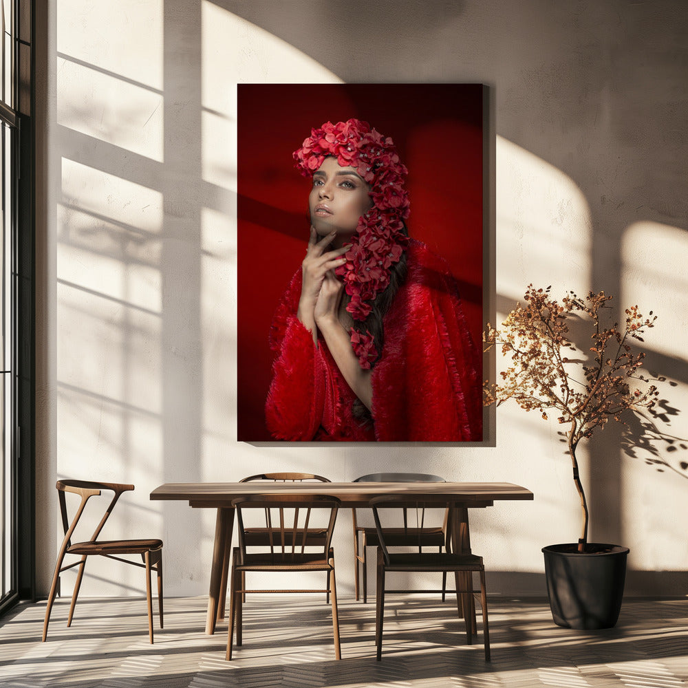 RED FLOWER LADY | Canvas