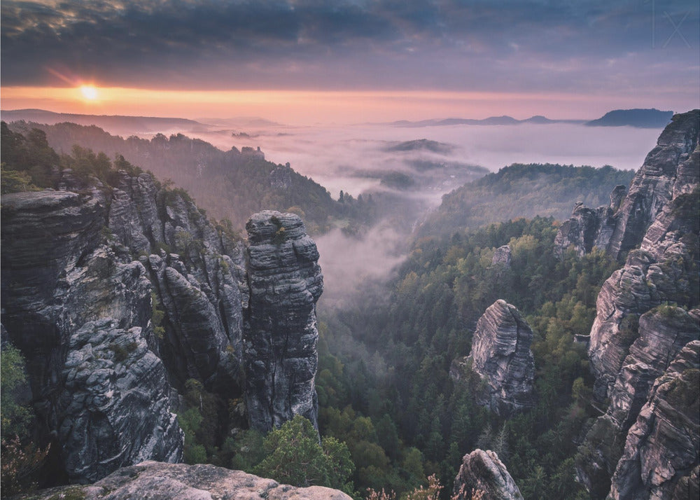 Sonnenaufgang auf den Felsen | Fototapeten