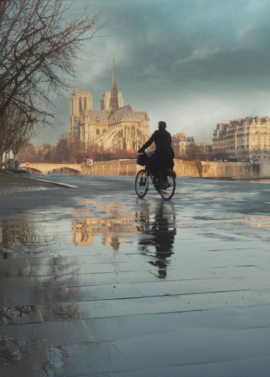 Notre Dame ja pyöräilijä | Canvastaulut